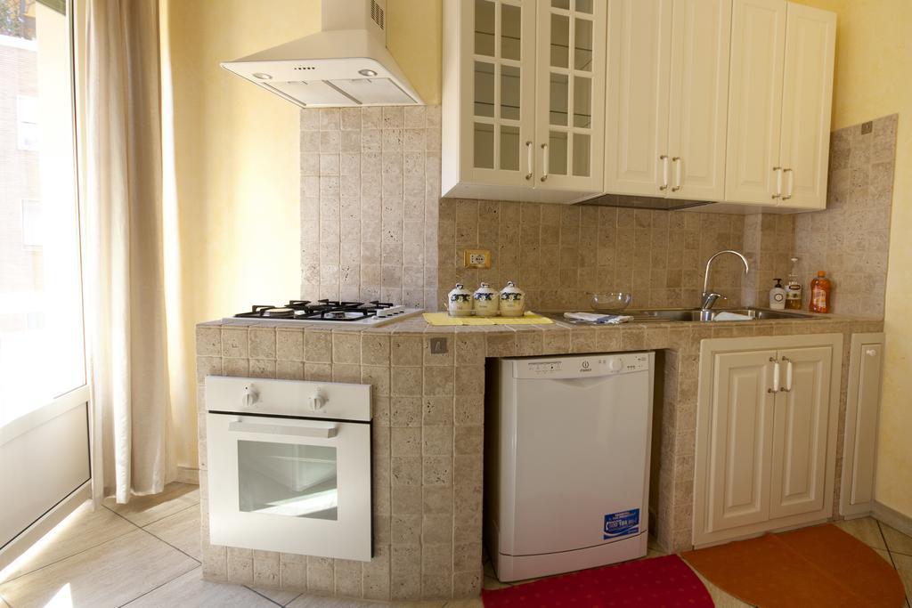 Sophie'S Choice 2 Villa Rome Bilik gambar